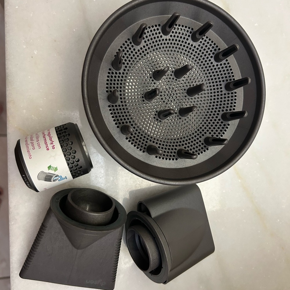 Dyson original Hair Dryer Diffuser Attachment Set - Black and Gray
Brand new!!